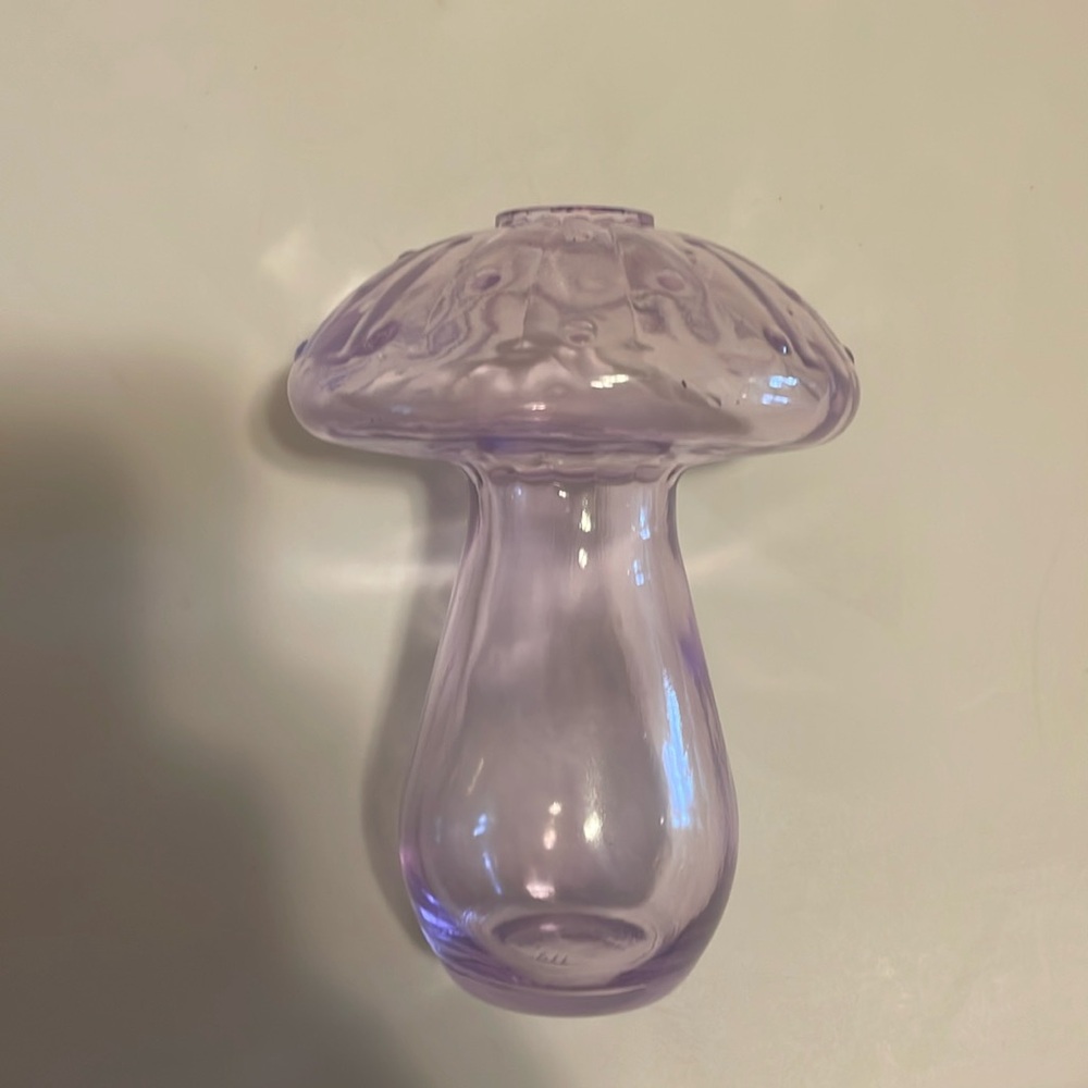 Mushroom shaped glass purple flower vase